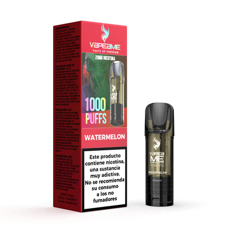 Capsula Vapeame To Revive Watermelon x1, vaporizzatore ricaricabile con e-liquid al gusto di anguria, capacità di 2 ml, 20 mg/ml di nicotina e fino a 1000 boccate, presentato insieme alla sua scatola originale con le informazioni sul prodotto.